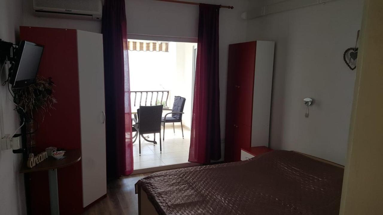 Apartments By The Sea Tucepi, Makarska - 2699 Dış mekan fotoğraf