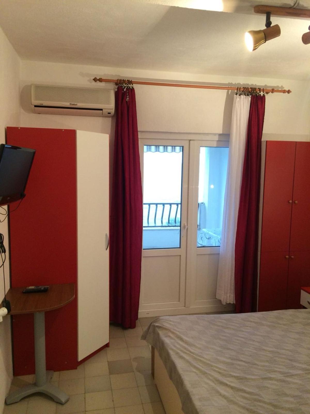 Apartments By The Sea Tucepi, Makarska - 2699 Oda fotoğraf